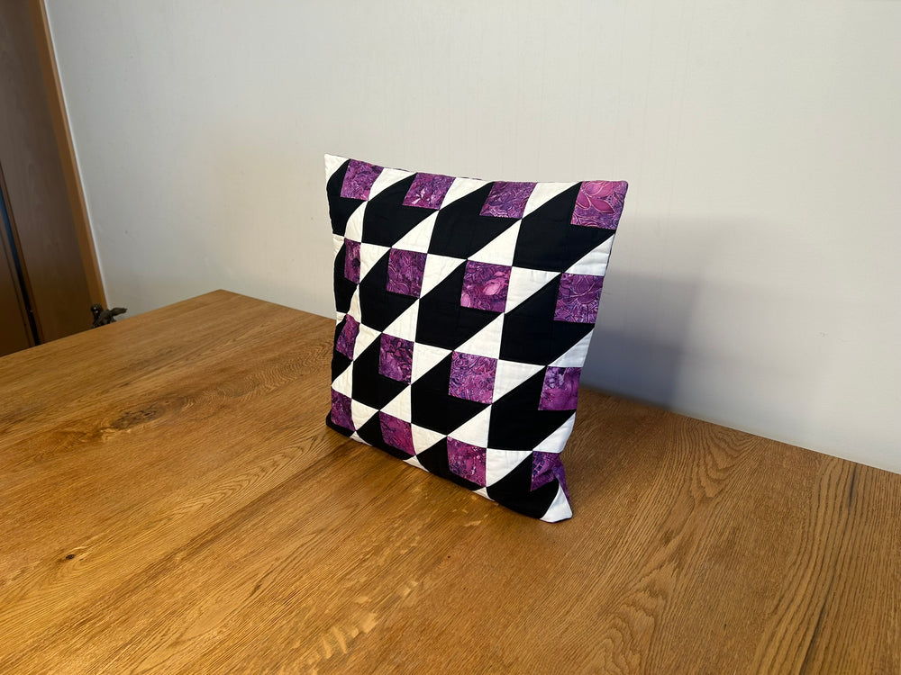 Kissenbezug 3D - Optik Lila/Schwarz - BenBag GmbH