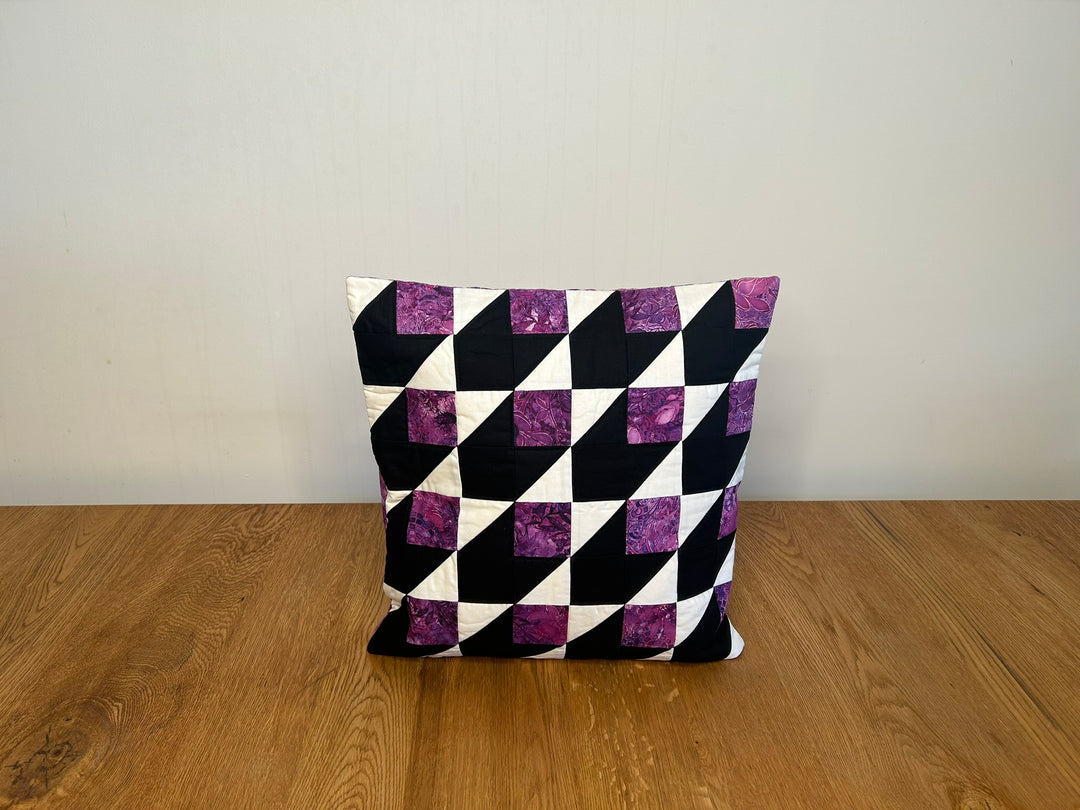 Kissenbezug 3D - Optik Lila/Schwarz - BenBag GmbH