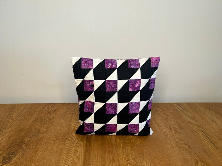 Kissenbezug 3D - Optik Lila/Schwarz - BenBag GmbH