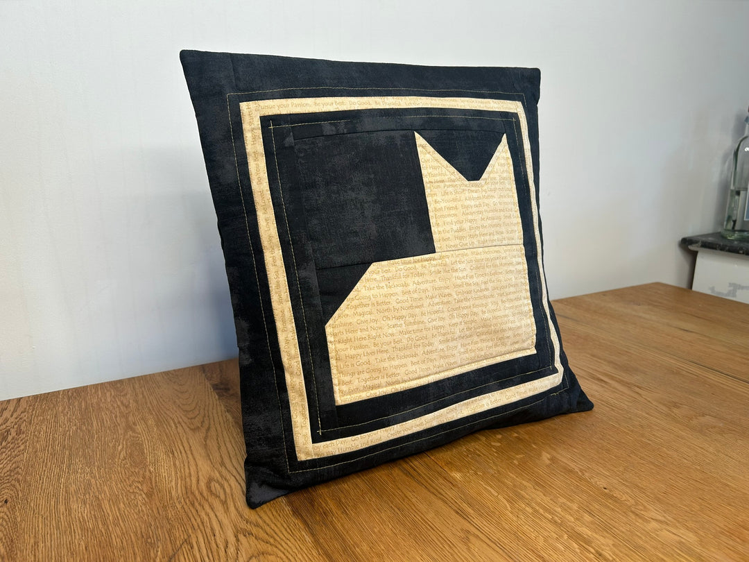 Kissenbezug mit Katzenmotiv in Goldoptik - BenBag GmbH