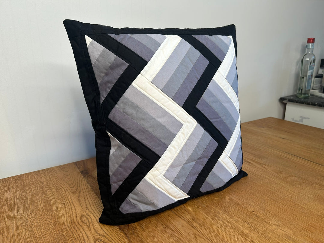 Kissenbezug Grau/Schwarz geometrisch - BenBag GmbH