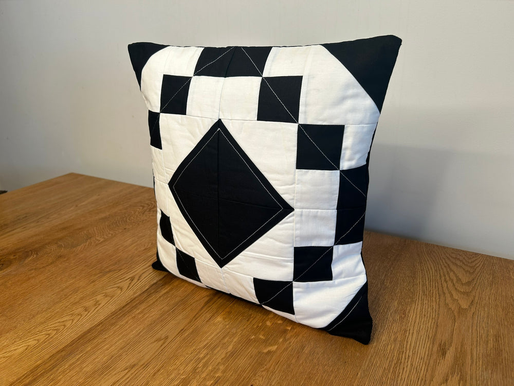 Kissenbezug mit Rauten - und Schachmuster III - BenBag GmbH