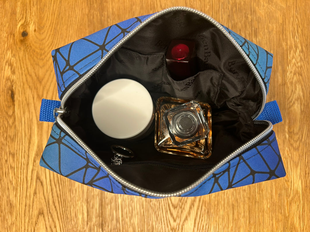 Kosmetiktasche Blau Geometrisch - BenBag GmbH